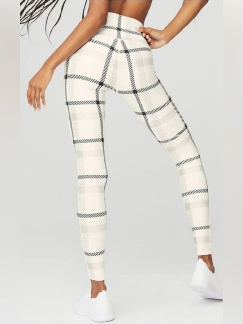 Alo High-Waist Airlift Magnified Plaid Legging Ivory Black Tartan Hi-Rise Tight